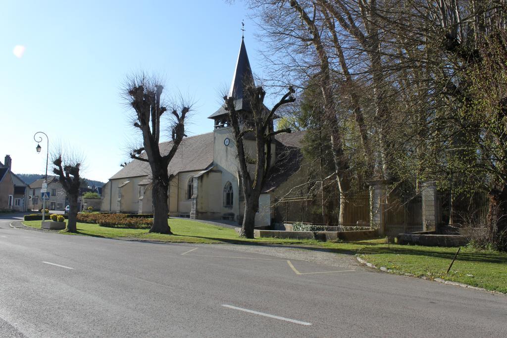 Charmante Maison Pierres 1768 Polisy Exterior foto