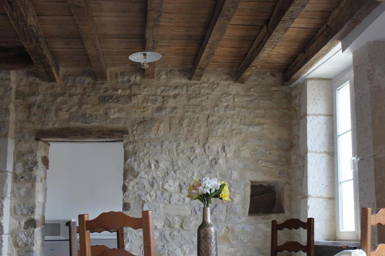 Charmante Maison Pierres 1768 Polisy Exterior foto